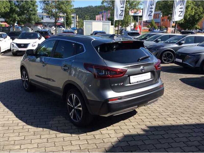 Nissan Qashqai 1.3 DIG-T Zama 140PS