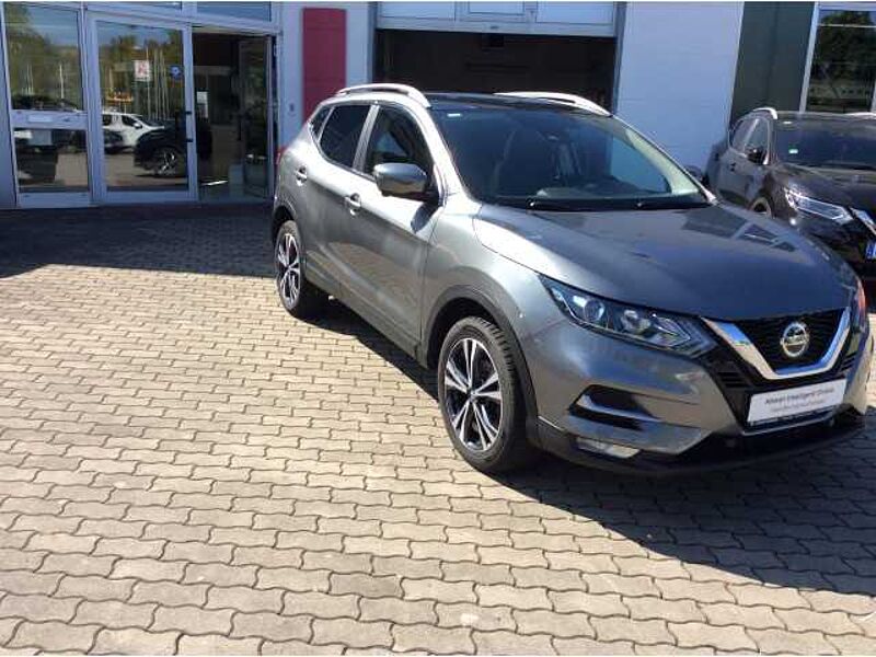 Nissan Qashqai 1.3 DIG-T Zama 140PS