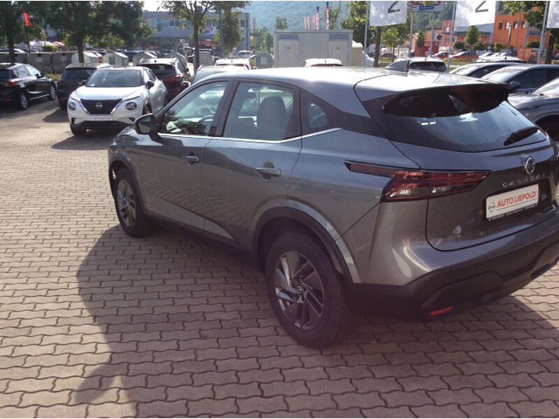 Nissan Qashqai 1.3 DIG-T Acenta 160PS Automatik