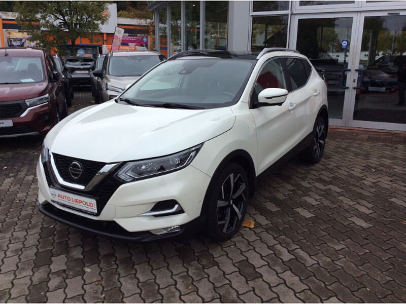 Nissan Qashqai 1.3 DIG-T Tekna Automatik 4x2 PGD LED